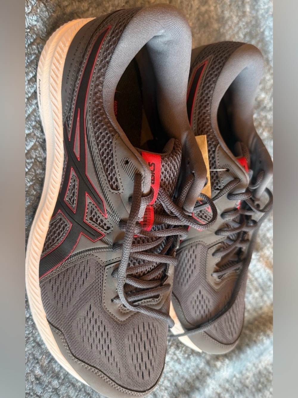 BRAND NEW: ASICS Ortholite Sneakers
Mens Size 12
So comfortable, got 2 pairs!!! - Picture 3 of 6